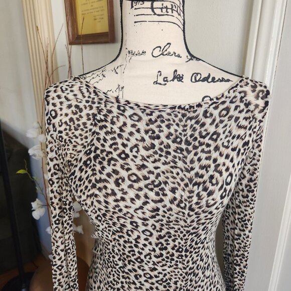 BCBG Maxazria Leopard Print Bodycon Sweater Dress Sz XS - Picture 2 of 10